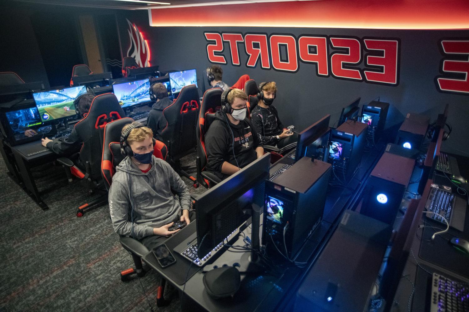 Carthage recently launched a new coed esports team with a brand new arena!